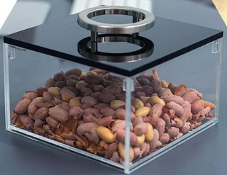 Circular knob small squared box