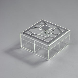 Irregular 4-compartment box