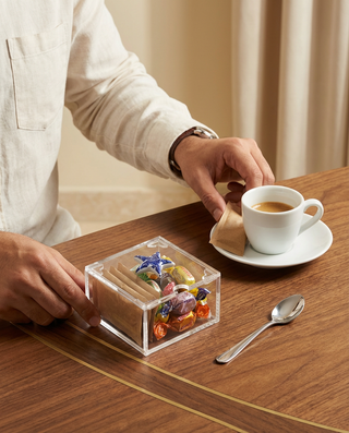 Porcelain knob sugar container
