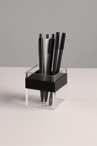 Pen holder