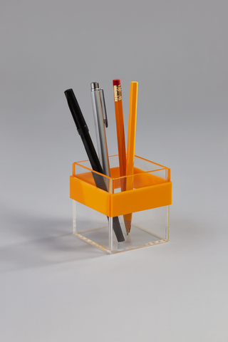 Pen holder