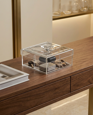 Irregular 4-compartment box